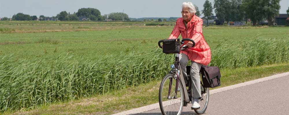 סבתא על אופניים